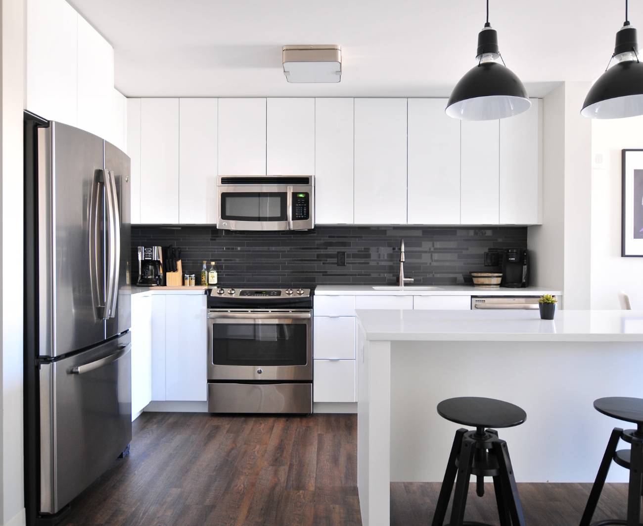 Kitchen with Island